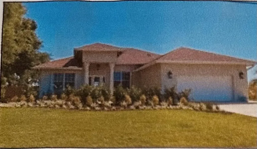 381 SW Kestor Drive Port St Lucie FL 34953