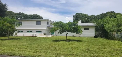 1002 Pennsylvania Avenue Fort Pierce FL 34950