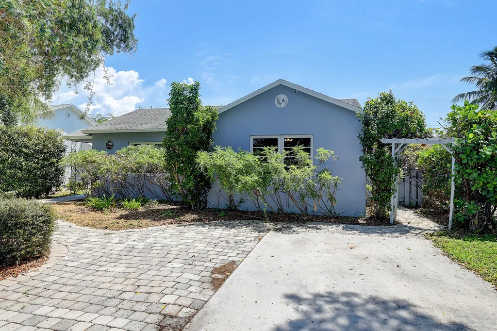 920 N L Street Lake Worth Beach FL 33460