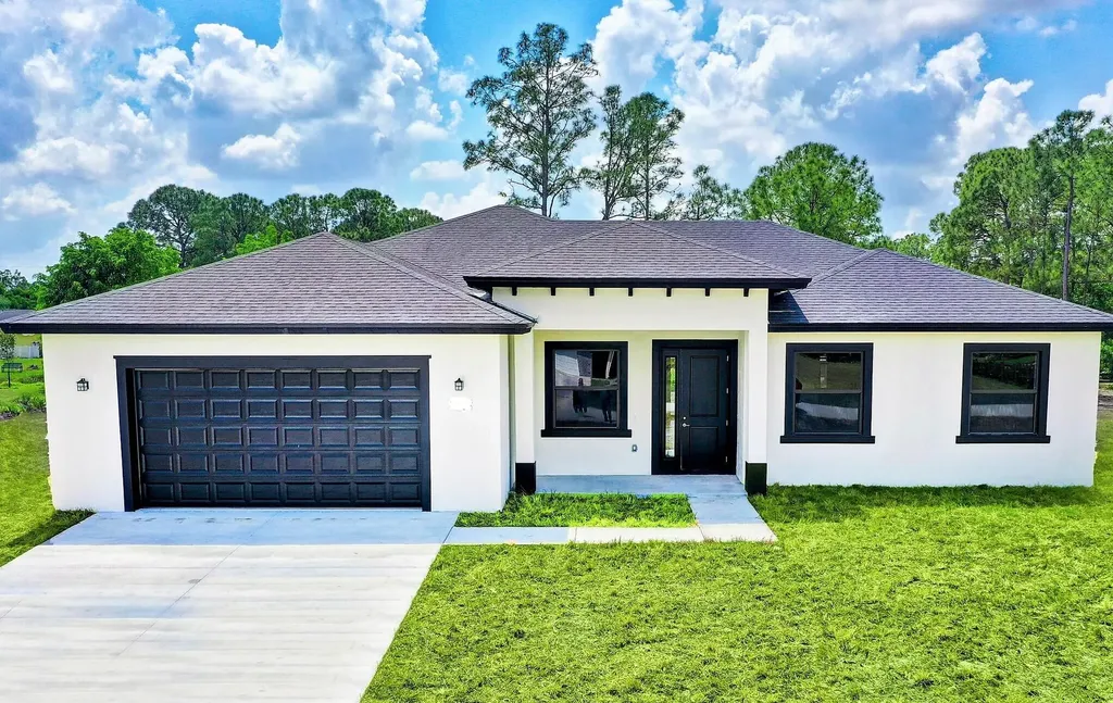 18353 49th Street N Loxahatchee FL 33470