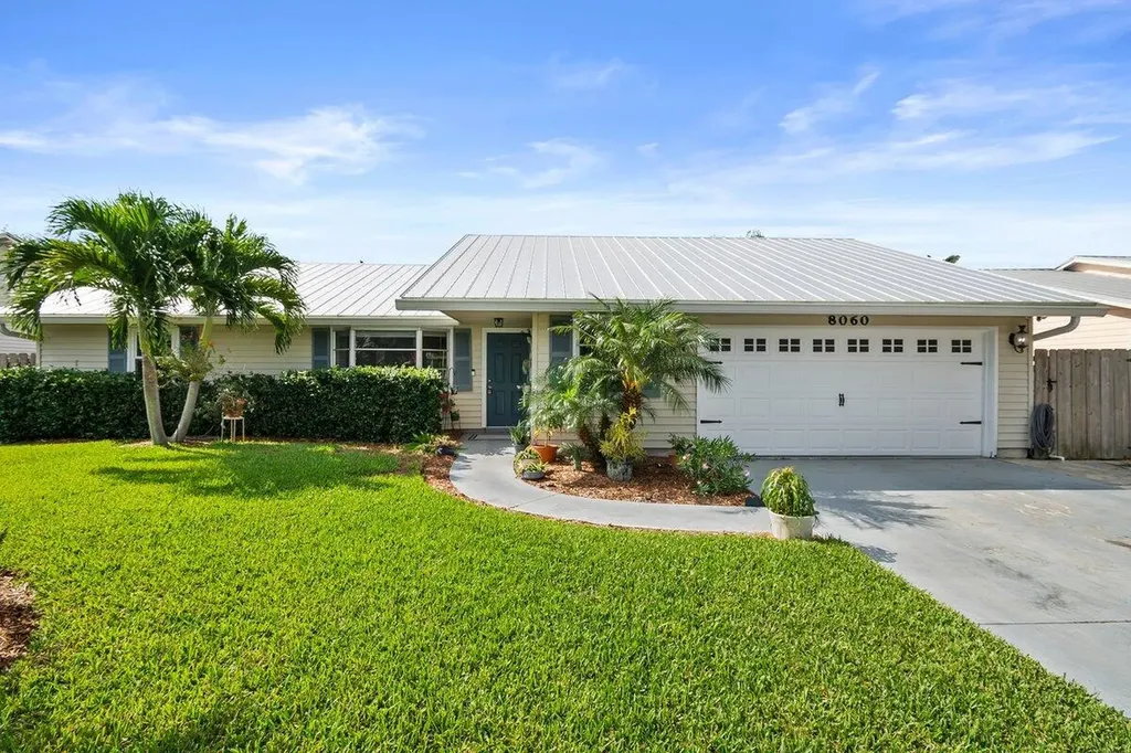 8060 SE Crossrip Street Hobe Sound FL 33455