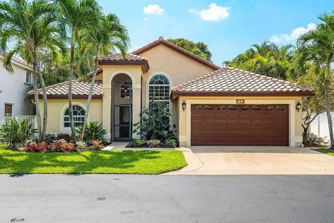 5 Lawrence Lake Drive Boynton Beach FL 33436