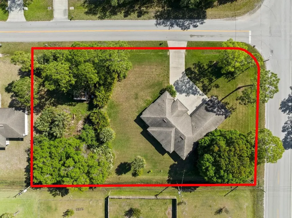 7925 101st Avenue Vero Beach FL 32967