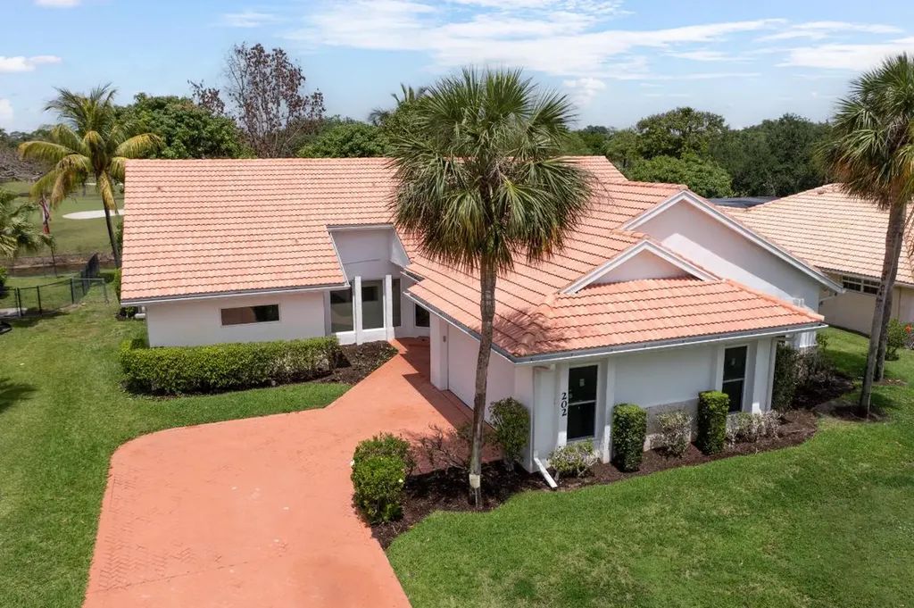 202 Ponce De Leon Street Royal Palm Beach FL 33411
