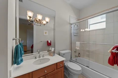 119 NE 10th Street Delray Beach FL 33444