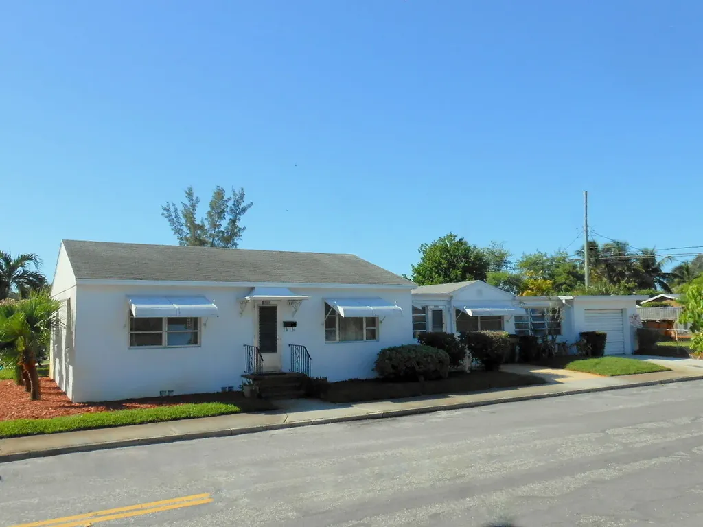 1505 4th Avenue S Lake Worth Beach FL 33460