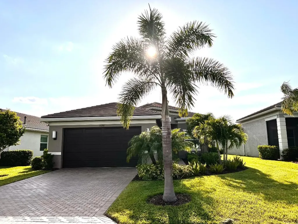 11688 SW Brighton Falls Drive Port St Lucie FL 34987