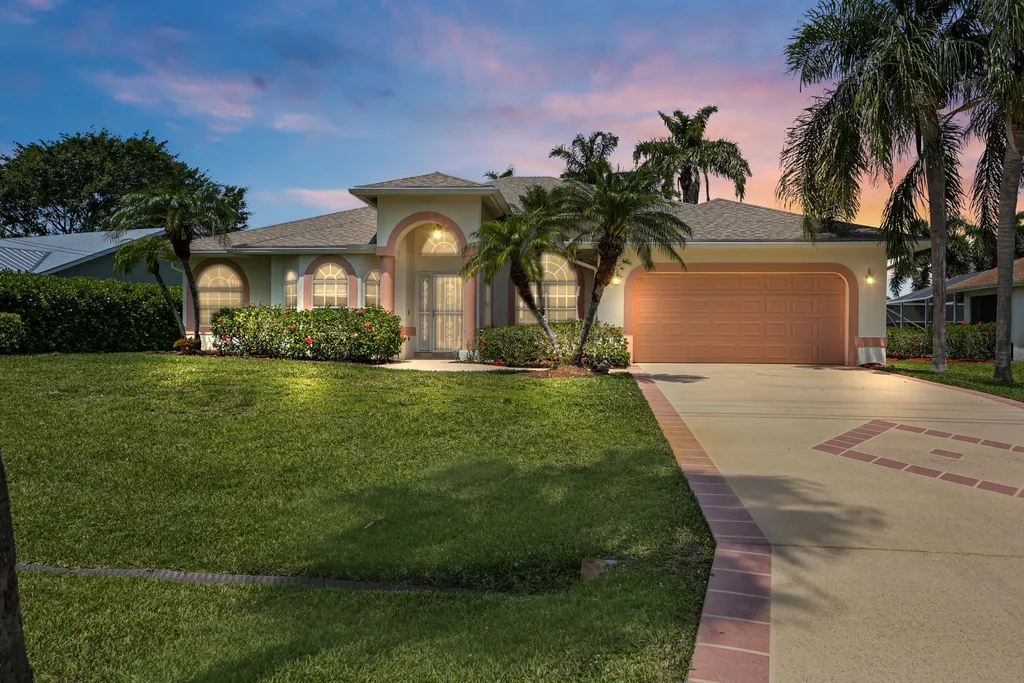 2874 SE Eagle Drive Port St Lucie FL 34984