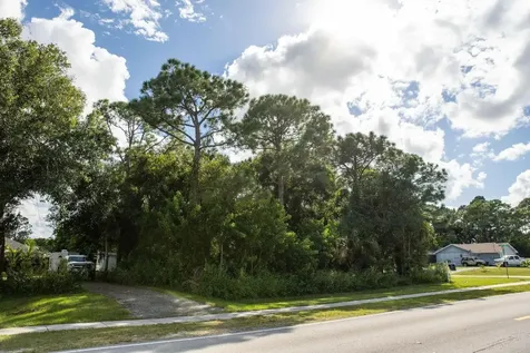 901 NW Bayshore Boulevard Port St Lucie FL 34983