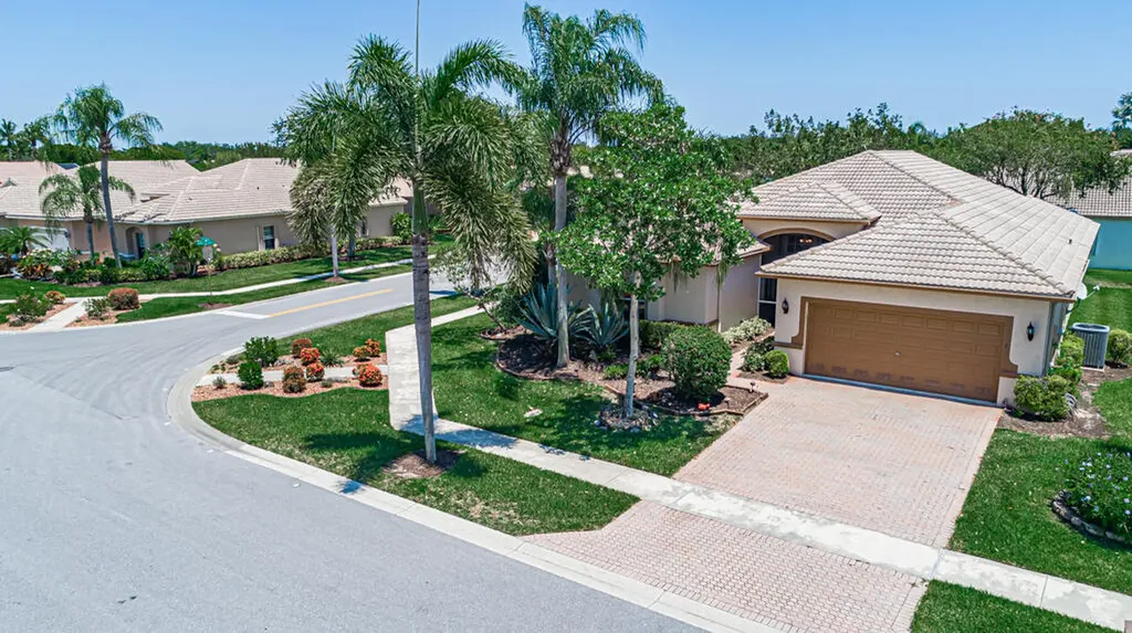 8264 Grand Messina Circle Boynton Beach FL 33472