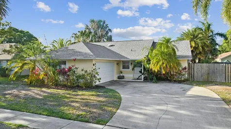 2220 Grand Teton Boulevard Melbourne FL 32935