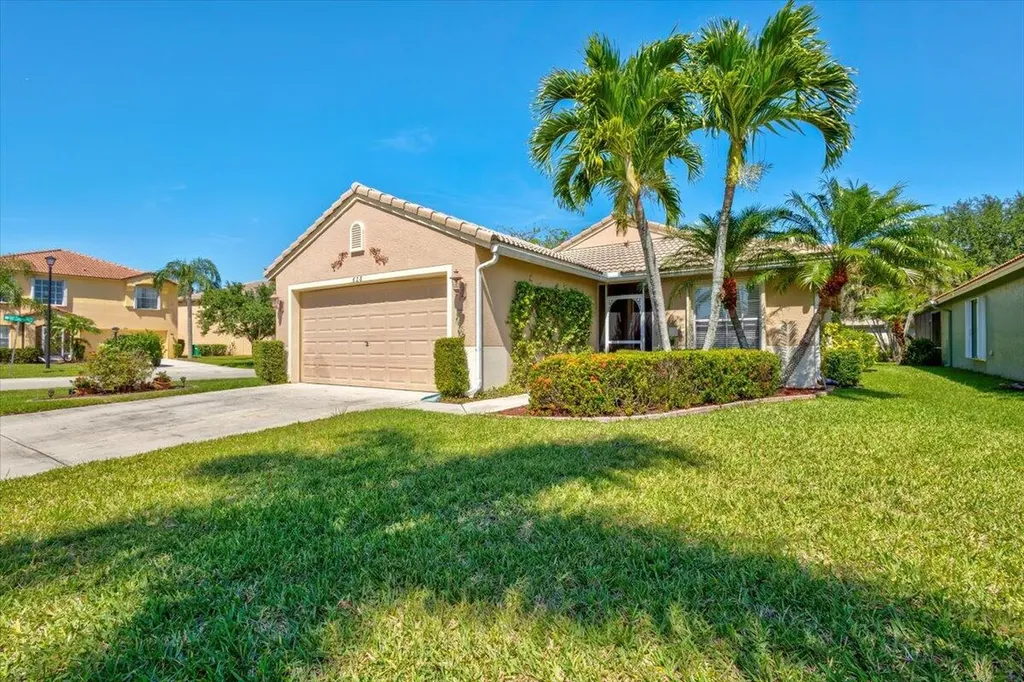 628 NW Stanford Lane Port St Lucie FL 34983