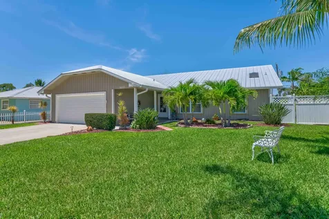 6483 SE Lockerby Place Hobe Sound FL 33455