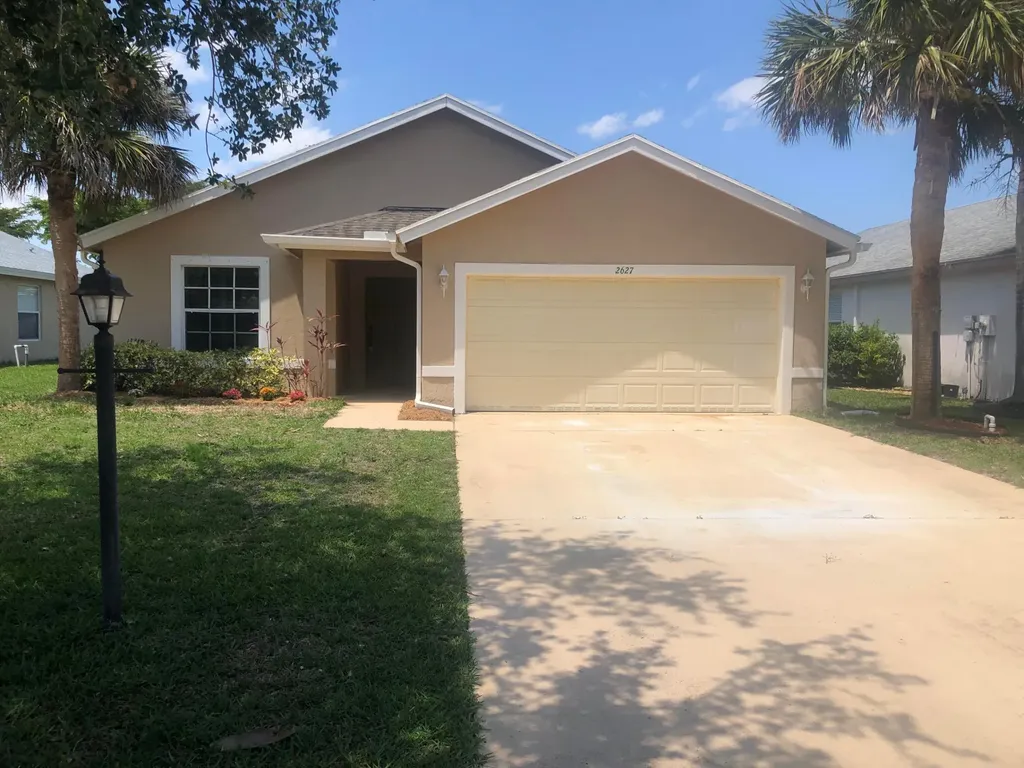 2627 SW Marquis Terrace Stuart FL 34997