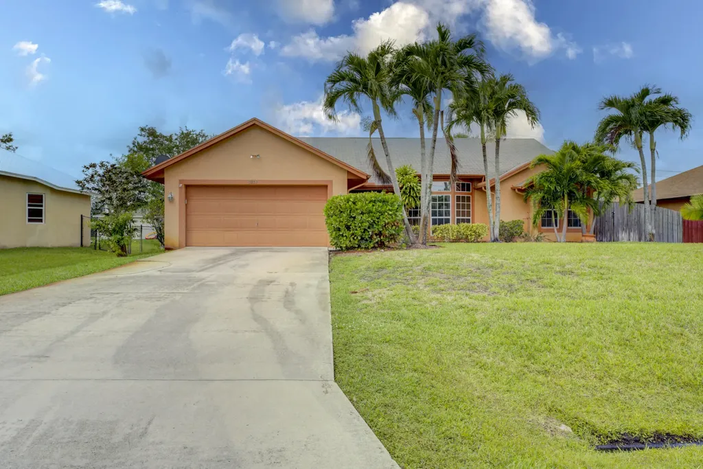 3326 SW Foremost Drive Port St Lucie FL 34953