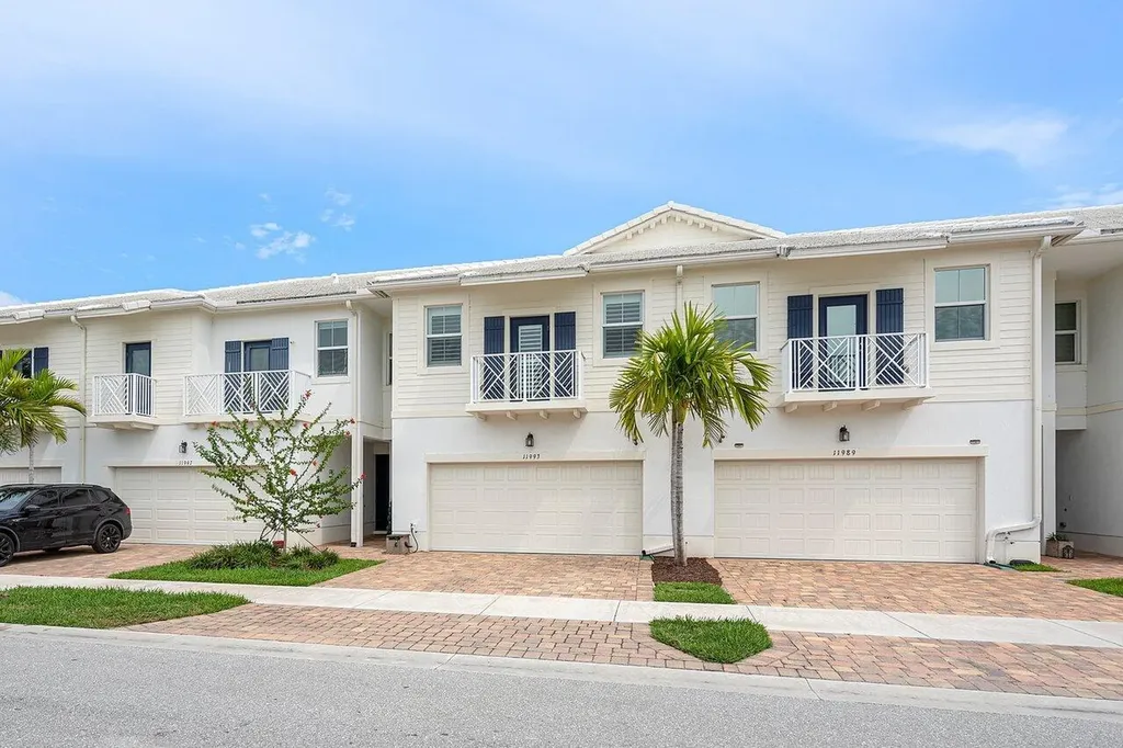 11993 Park Central Royal Palm Beach FL 33411