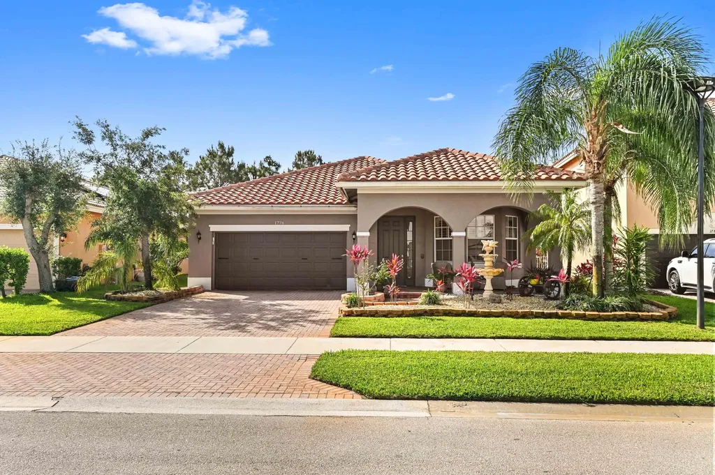 1776 SW Jamesport Drive Port St Lucie FL 34953