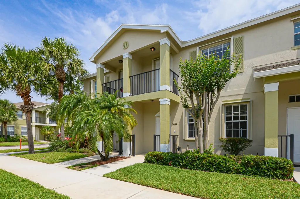 2181 SE Destin Drive Port St Lucie FL 34952