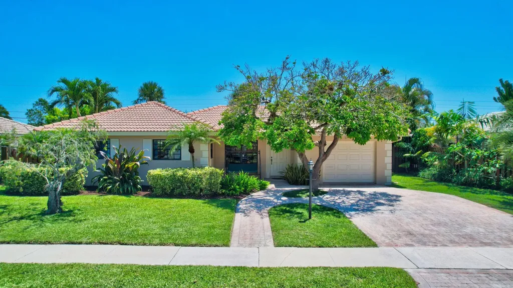 1040 SW 3rd Street Boca Raton FL 33486