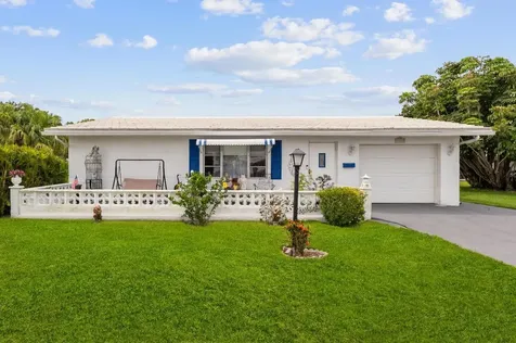 1402 SW 22nd Avenue Boynton Beach FL 33426