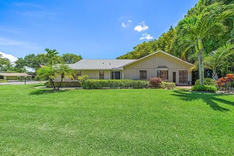 13002 SE Cog Hill Court Hobe Sound FL 33455