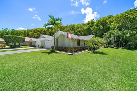 13002 SE Cog Hill Court Hobe Sound FL 33455