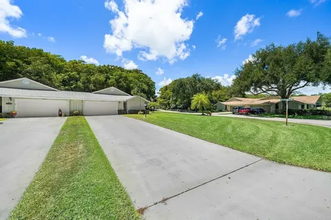 13002 SE Cog Hill Court Hobe Sound FL 33455