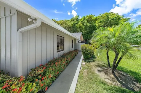 13002 SE Cog Hill Court Hobe Sound FL 33455
