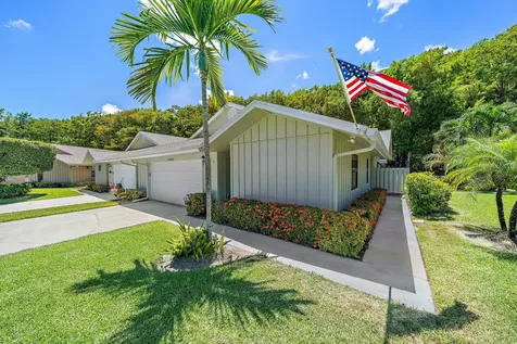 13002 SE Cog Hill Court Hobe Sound FL 33455