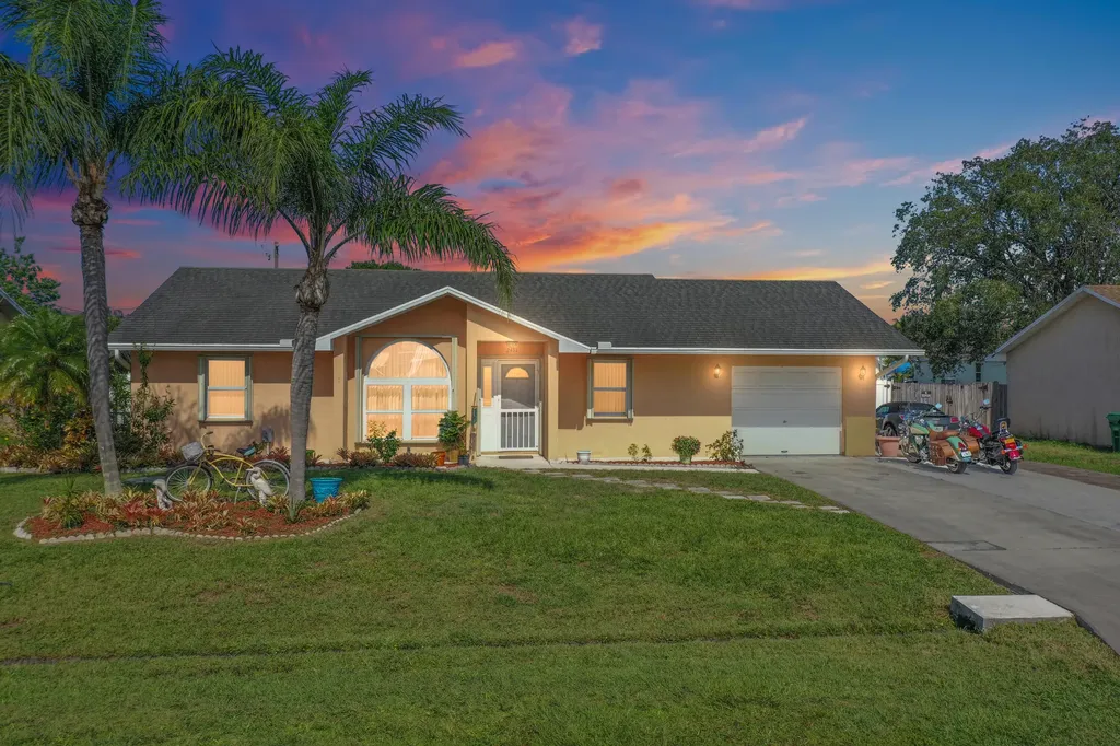 2431 SE Marseille Street Port St Lucie FL 34952