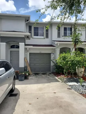 120 S Palm Villas Way Palm Springs FL 33461