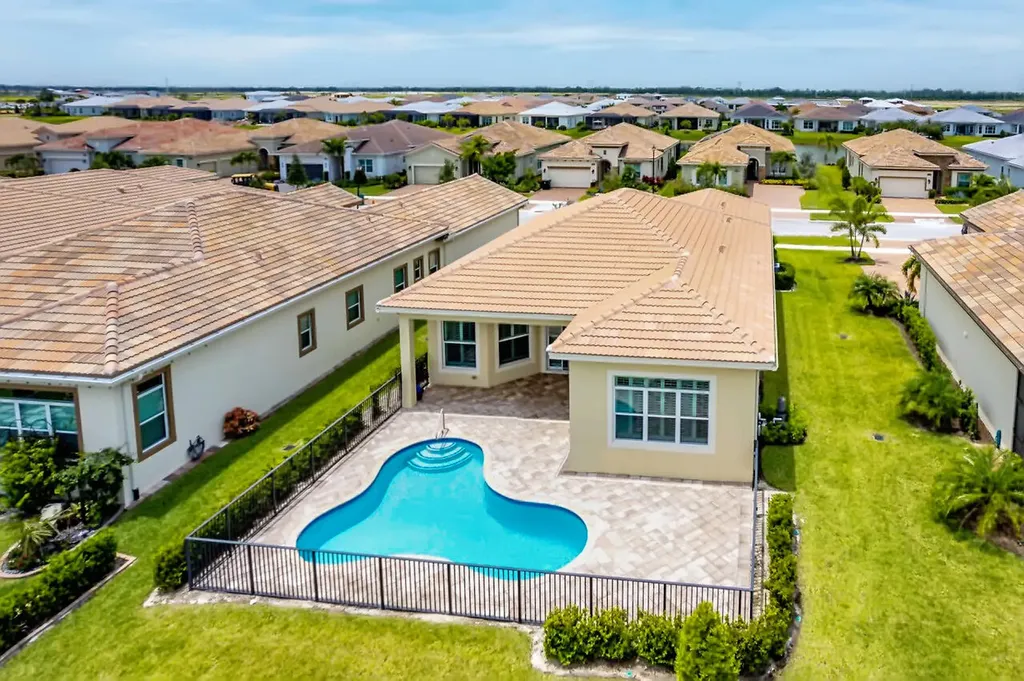 8785 SW Montova Way Port St Lucie FL 34987
