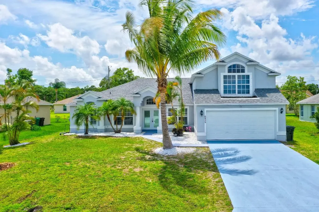 6859 NW Dragon Street Port St Lucie FL 34983