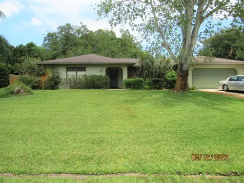 2409 SE Delano Road Port St Lucie FL 34952
