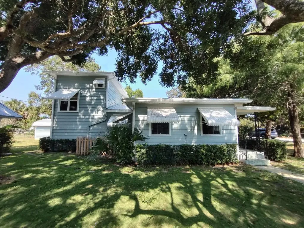 1161 NE Martin Avenue Jensen Beach FL 34957