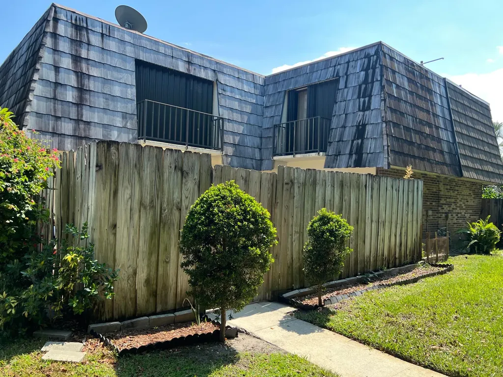 1634 Forest Lakes Circle West Palm Beach FL 33406