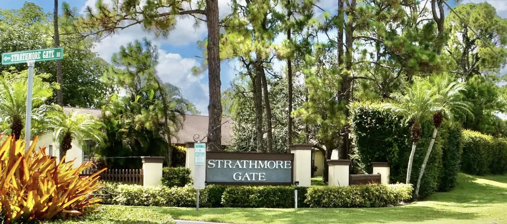 5 Bay Cedar Court Royal Palm Beach FL 33411