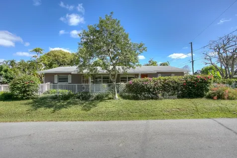 1411 NE 30th Court Oakland Park FL 33334