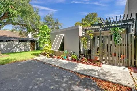 11332 NW 15th Street Pembroke Pines FL 33026