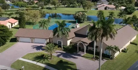 21502 Sweetwater Lane S Boca Raton FL 33428