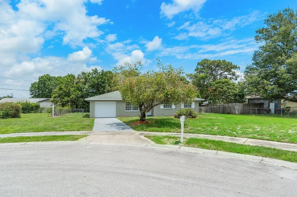 111 Devonshire Court Fort Pierce FL 34946