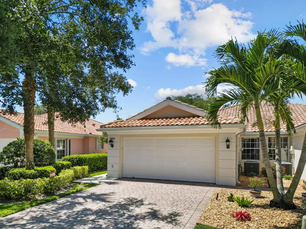 996 SW Balmoral Trace Stuart FL 34997