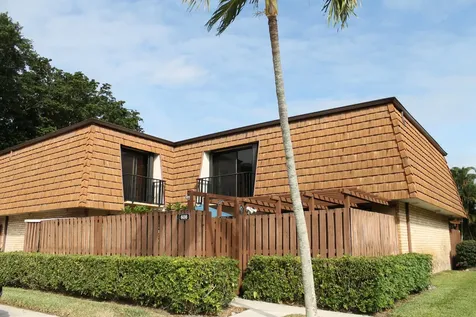 608 6th Lane Greenacres FL 33463