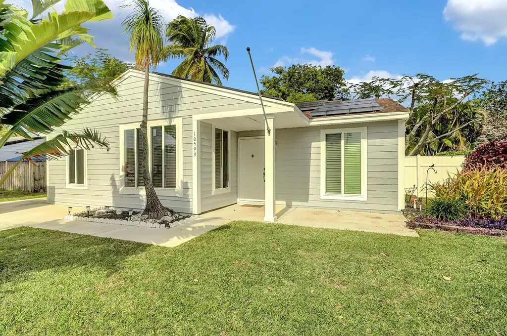 10599 Misty Lane Royal Palm Beach FL 33411