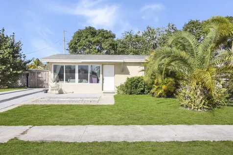 11845 Dahlia Drive Royal Palm Beach FL 33411