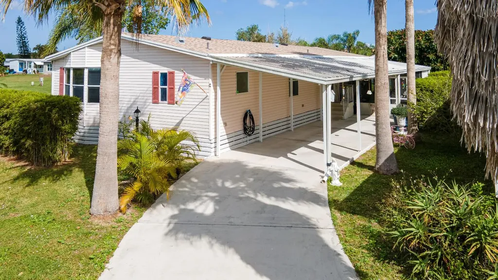 12 Juan Carlos Lane Port St Lucie FL 34952