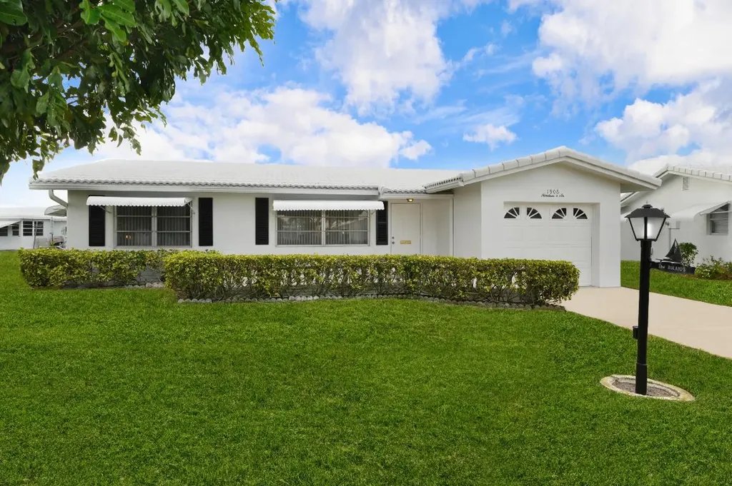 1906 SW 12th Avenue Boynton Beach FL 33426