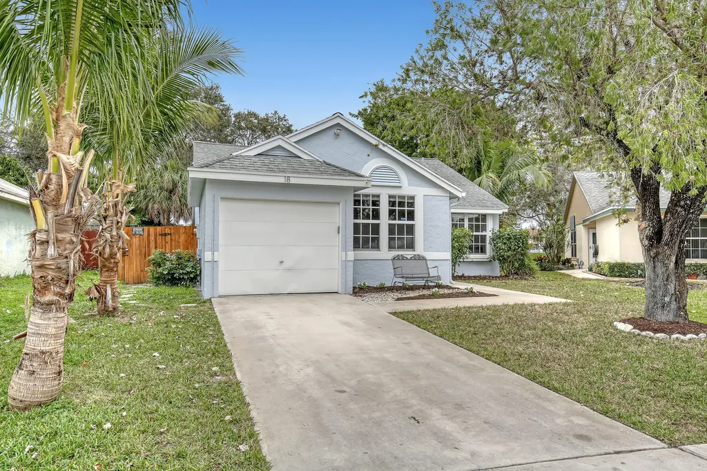 18 Misty Meadow Drive Boynton Beach FL 33436