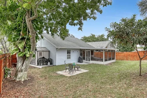 18 Misty Meadow Drive Boynton Beach FL 33436