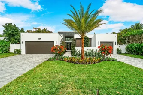 221 NW 17th Street Delray Beach FL 33444